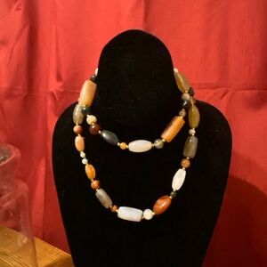 Elegant Multicolor agate Beaded Necklace